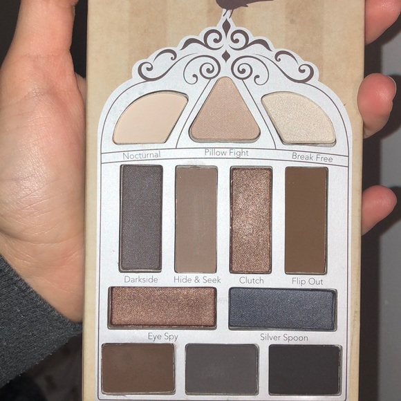 Pretty vulgar nightingale palette - Picture 2 of 4